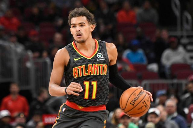 后手拿飞机 后手拿飞机