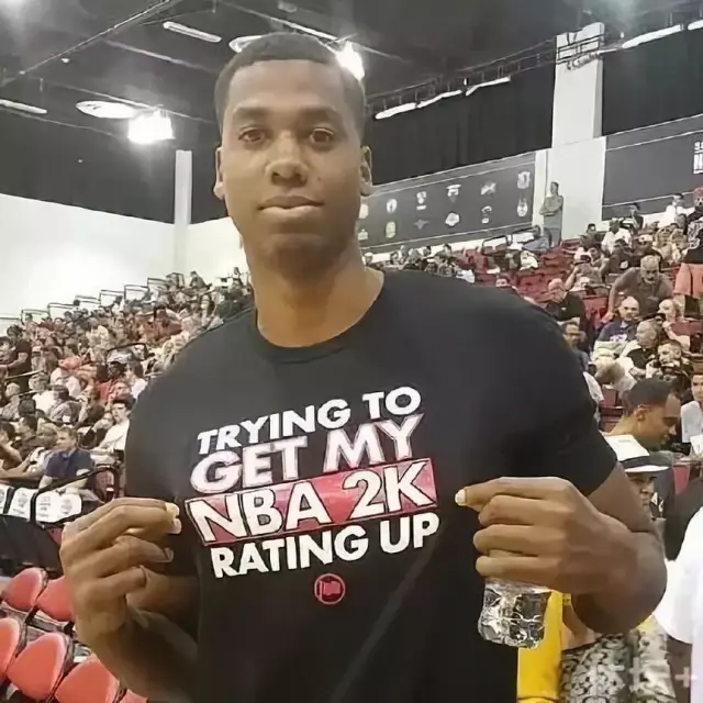 双双失守